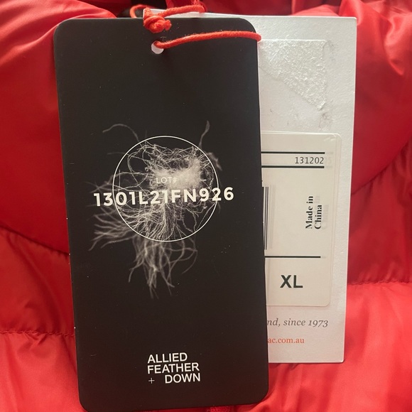 Macpac Feather and Down Coat - Picture 3 of 4